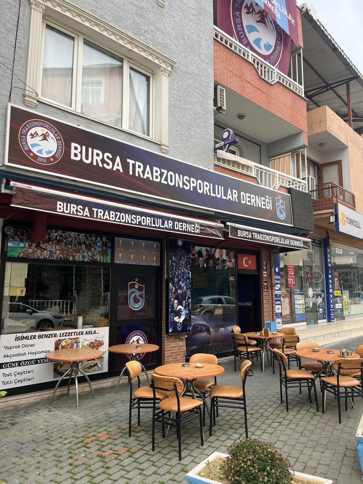 Dernek Dış Görünüm