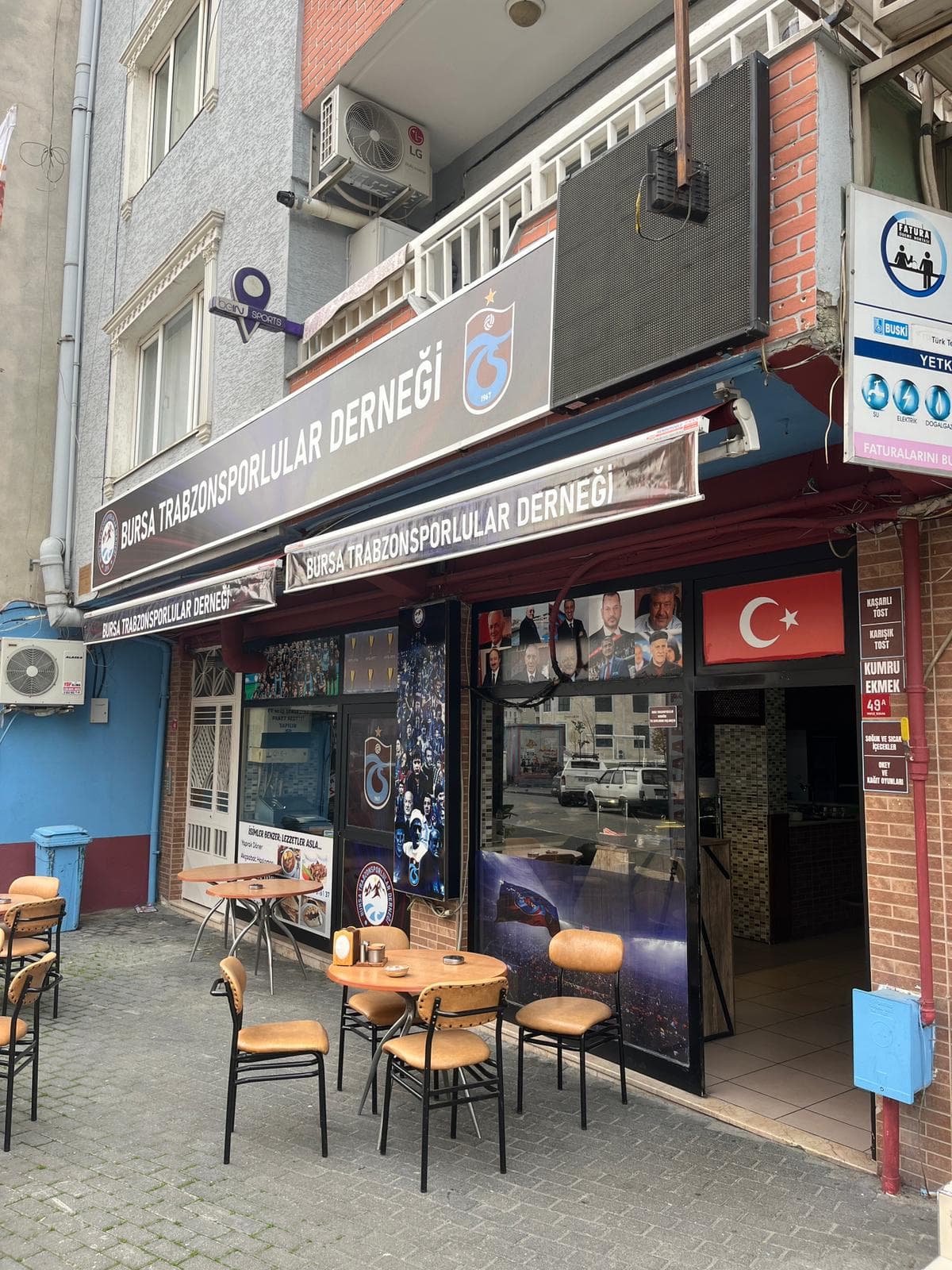 Dernek Dış Görünüm